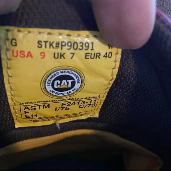 Caterpillar Steel Toe boots size 9 - Picture 16 of 16